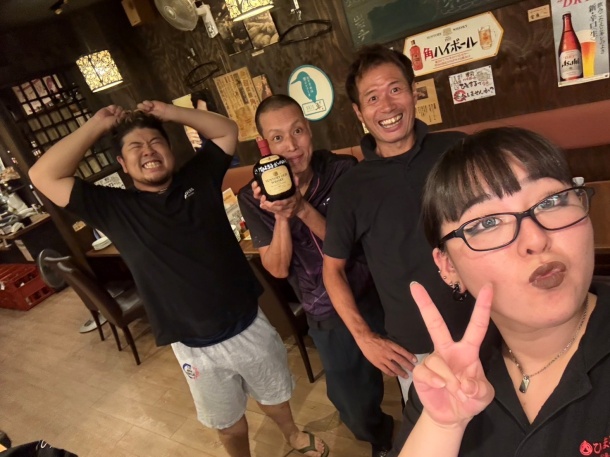 若いスタッフたくさん 若いスタッフたくさん