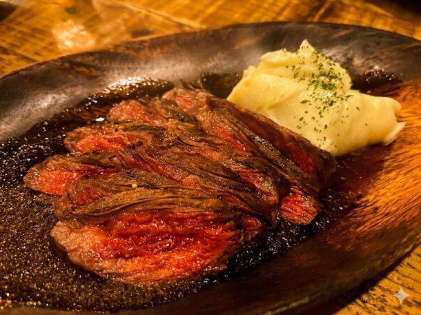 当店の逸品～牛ハラミステーキ～